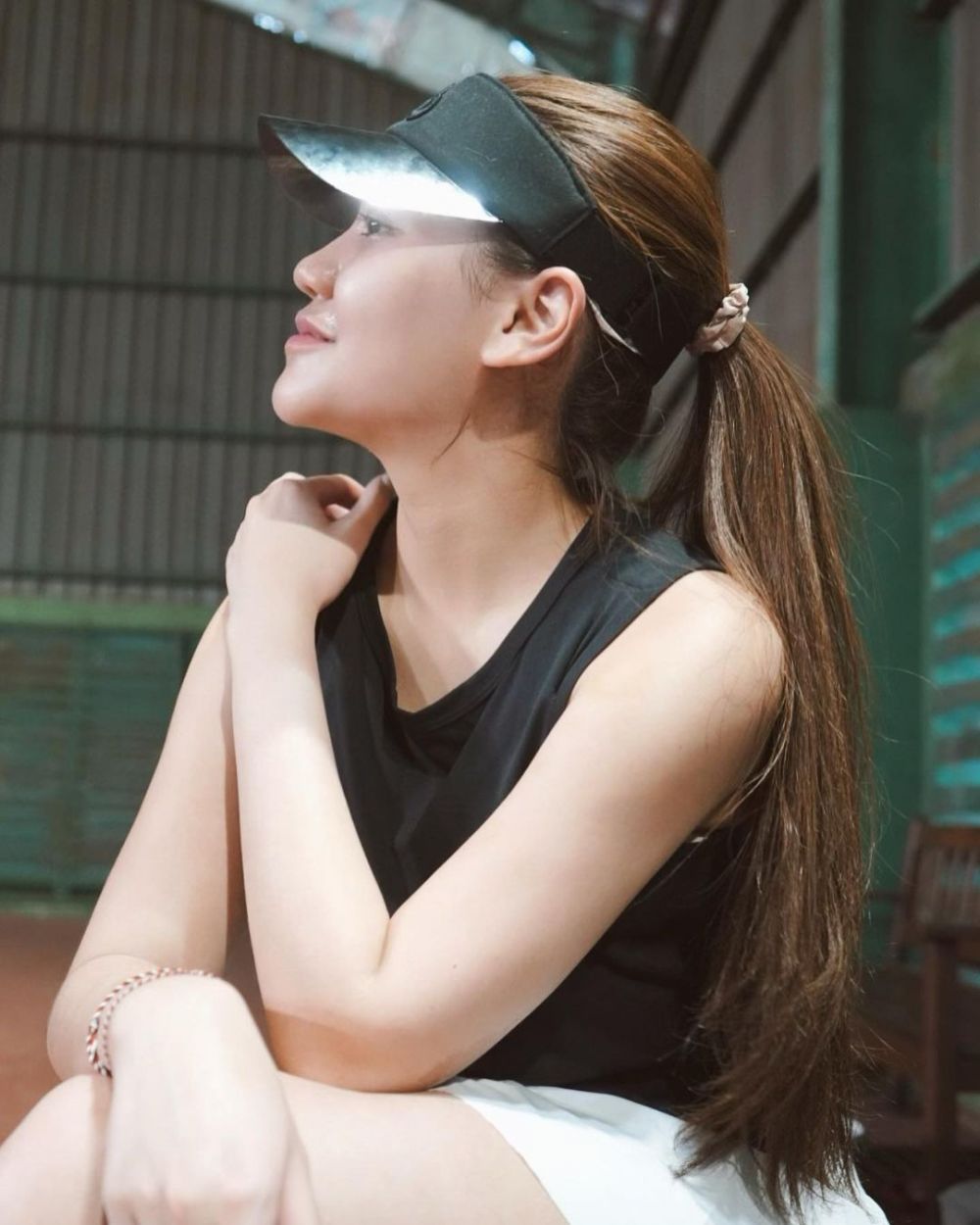 9 potret Aaliyah Massaid saat tampil bare face, bukti cantiknya effortless tanpa polesan