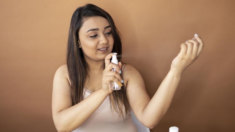 Nggak perlu ditusuk pakai jarum, ini trik atasi setting spray macet yang simpel cuma 1 langkah