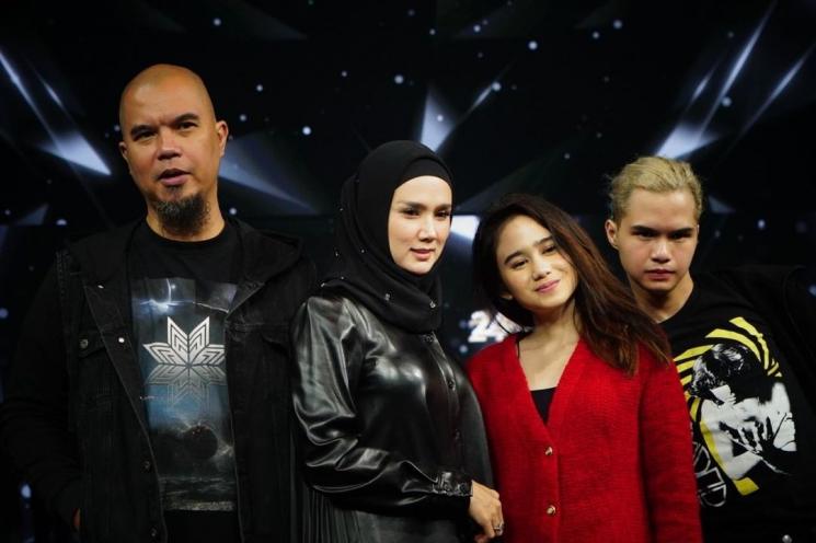Kerap bareng keluarga Ahmad Dhani, ini 9 potret Tissa Biani dan Mulan Jameela yang disebut mirip
