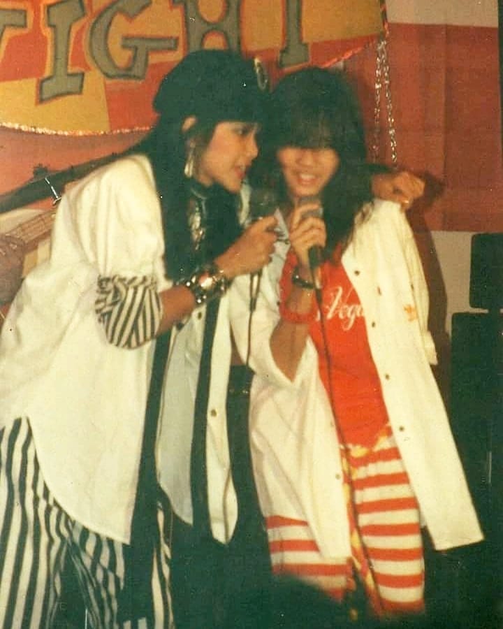 Dulu sepanggung dengan Nike Ardilla di band Denis Angel, 11 transformasi lady rocker ini tuai atensi