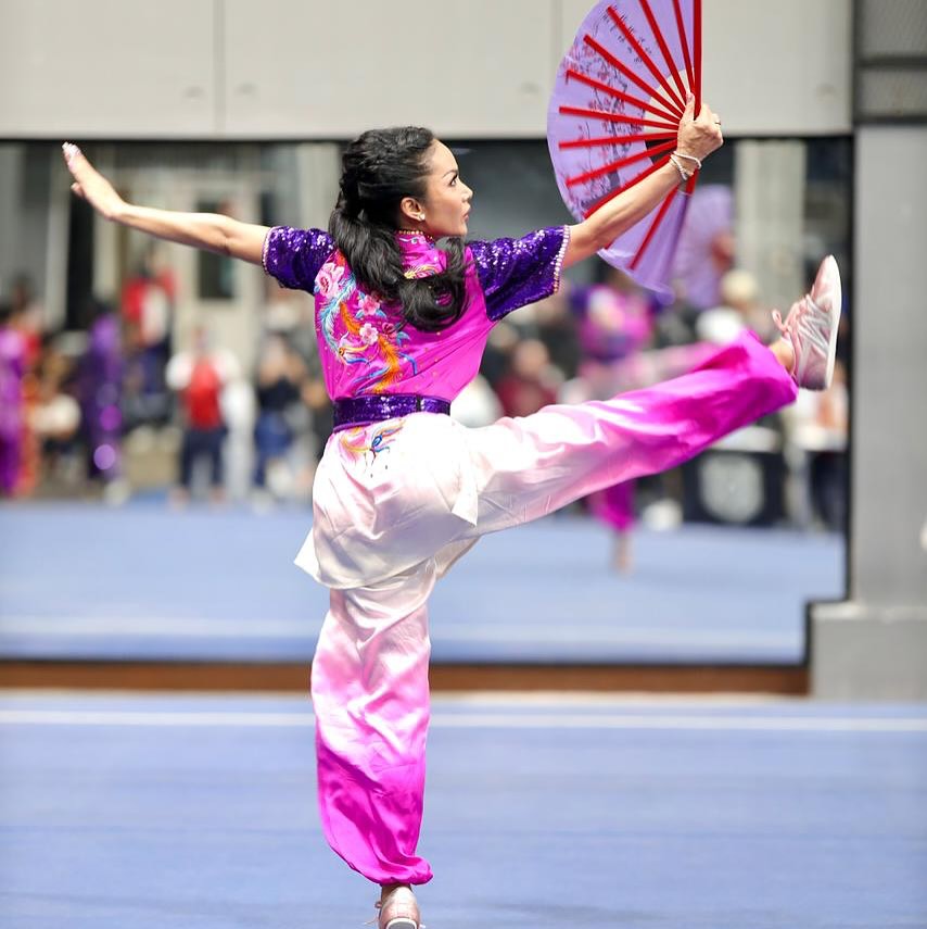 Wakili Indonesia tanding wushu di China di usia 50, 9 potret Krisdayanti latihan jelang lomba