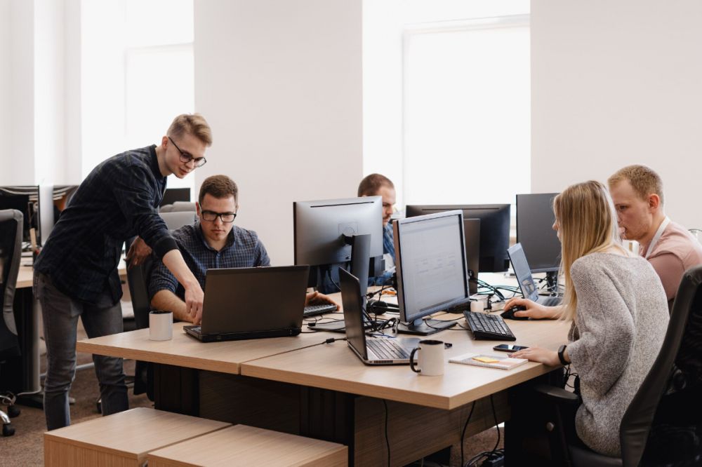 Apa itu berpikir komputasional? Begini cara kerja dan manfaatnya untuk hidup sehari-hari