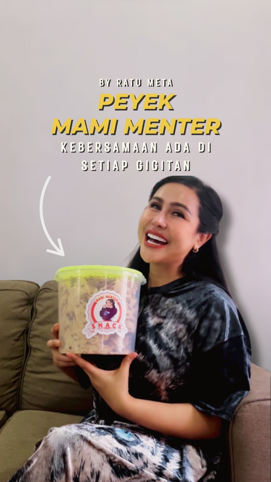 Jungkir balik pedangdut Ratu Meta usai cerai karena KDRT, tak malu jualan peyek demi biaya anak