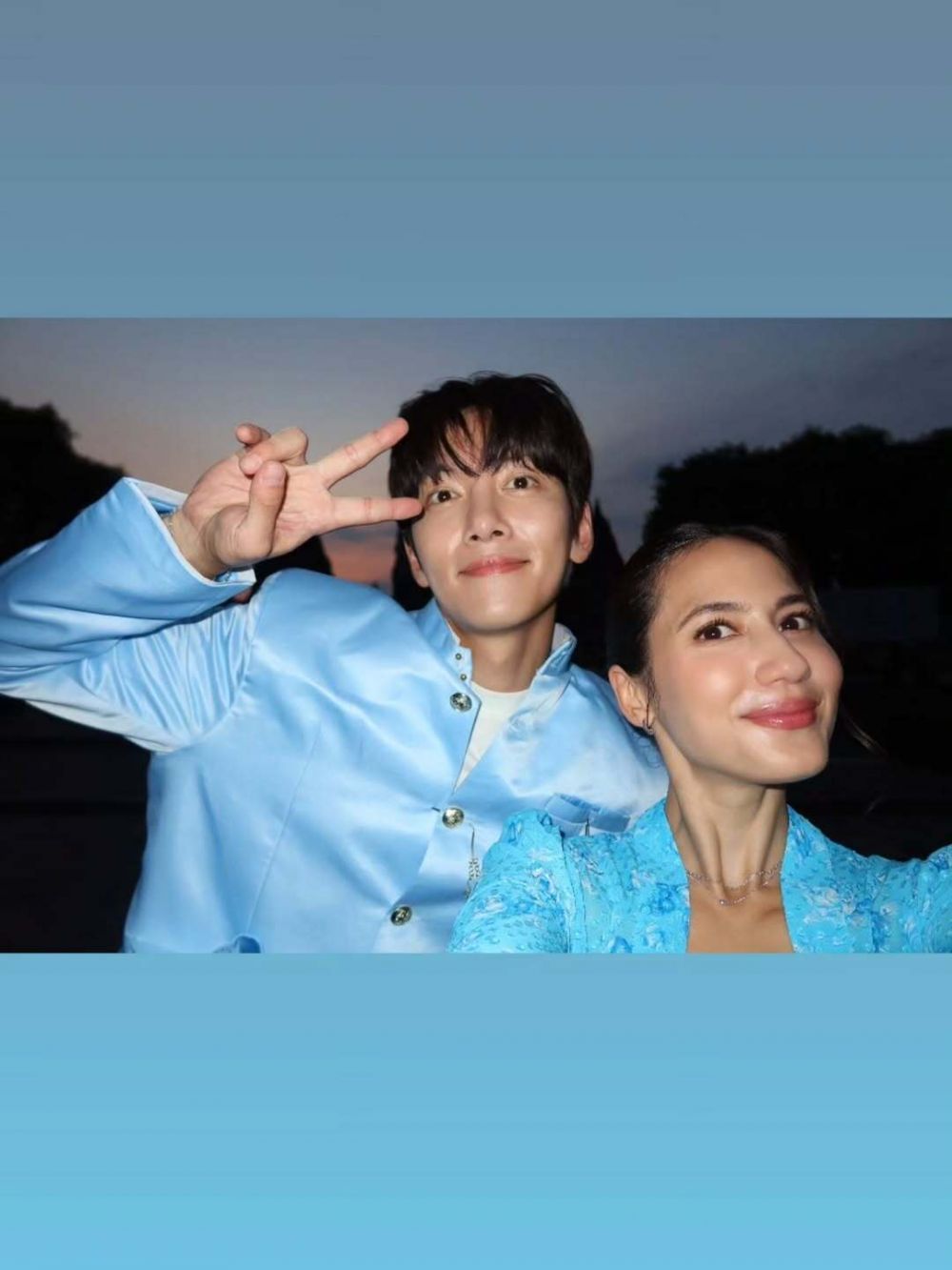 9 Potret Ji Chang-wook jalan-jalan di Yogyakarta bareng Pevita Pearce, melokal pakai jarik dan beskap