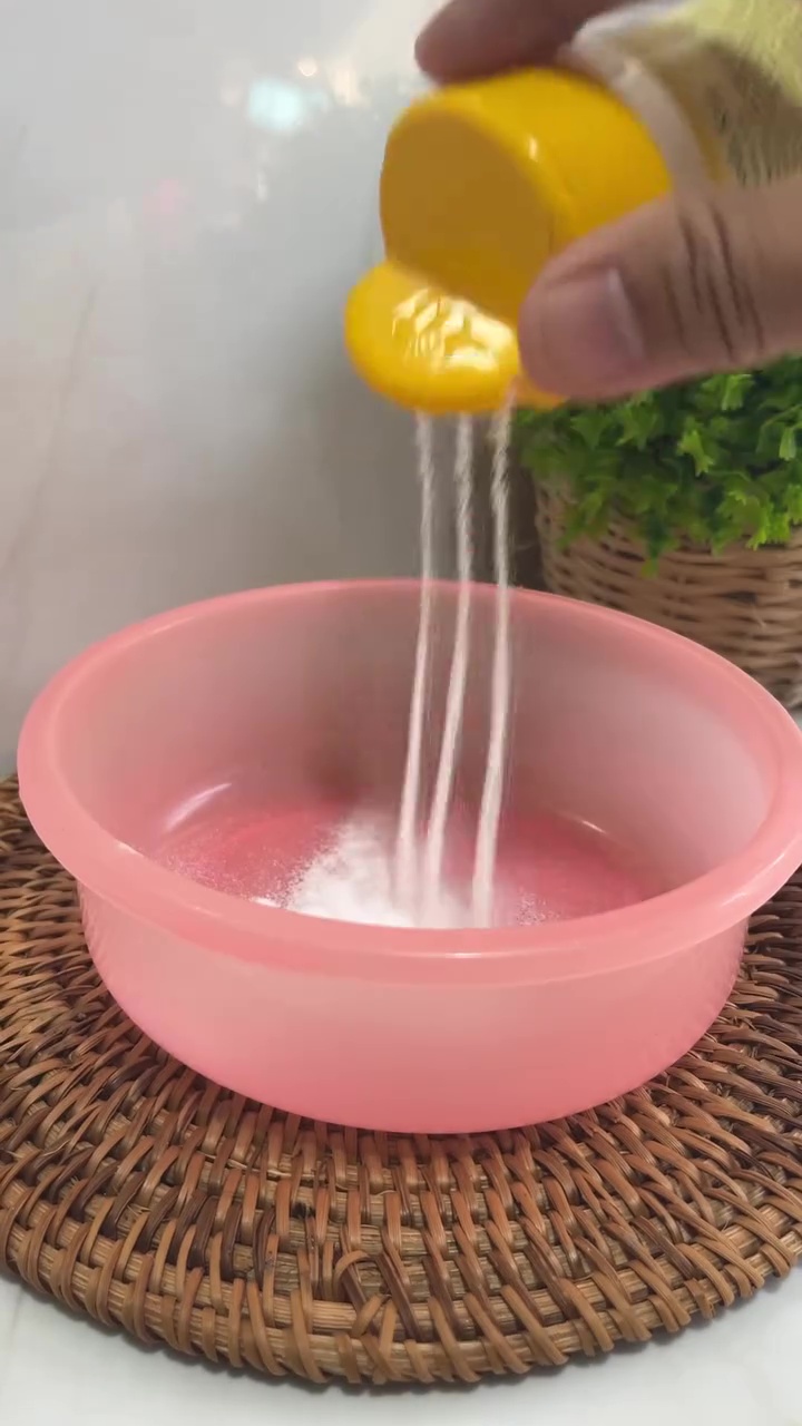 Dapur bau terasi usai masak? Atasi dengan 2 bahan ini agar lebih praktis tanpa repot merebus rempah
