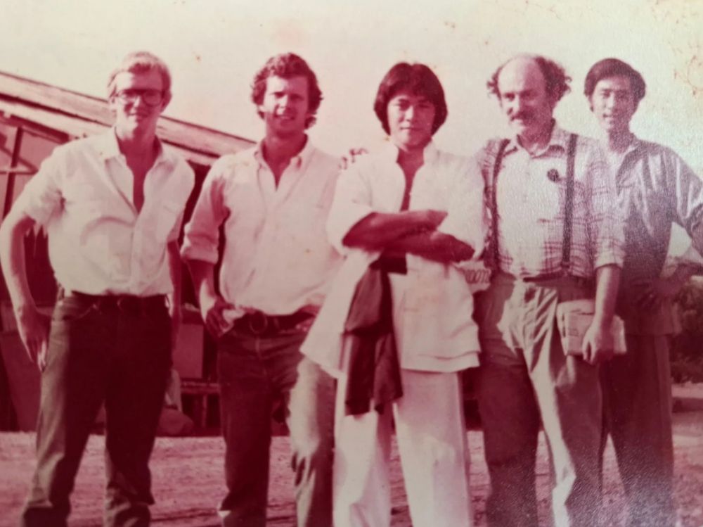 Aktor laga Tanah Air ini dipanggil 'guru' oleh Andy Lau, begini 9 potret rupawannya saat muda