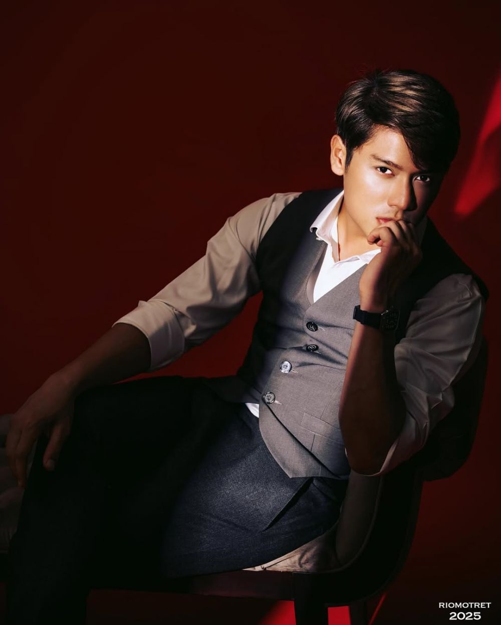 Kecilnya disebut mirip Lesty Kejora, bocah ini gedenya ternyata jadi artis, 9 potret transformasinya