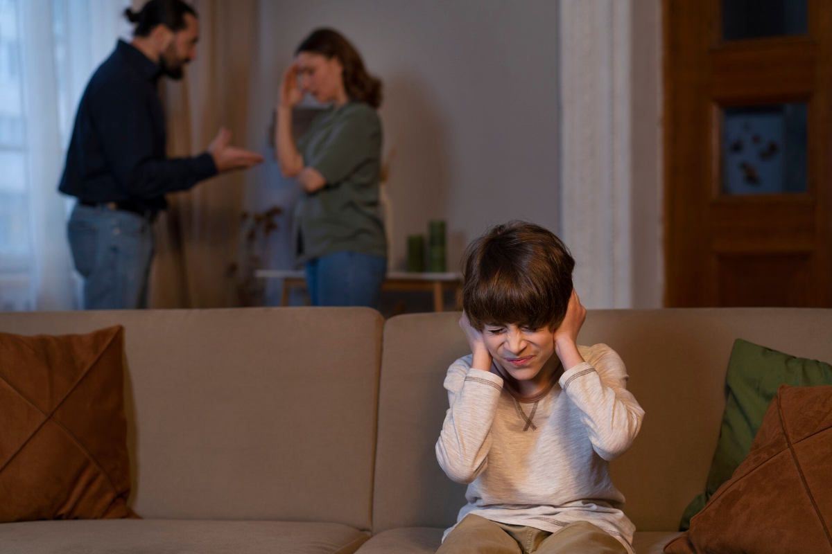 Apa itu strict parents? Kenali ciri, dampak, dan cara membangun komunikasi yang sehat