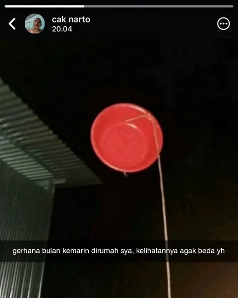 9 Status lucu WhatsApp terbaru ini nggak cuma bikin ngakak tapi juga geleng kepala, makin absrud