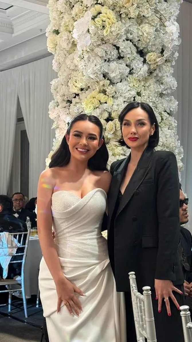 Sudah dianggap seperti ibu, ini 9 potret kedekatan Amanda Manopo dan Sara Wijayanto