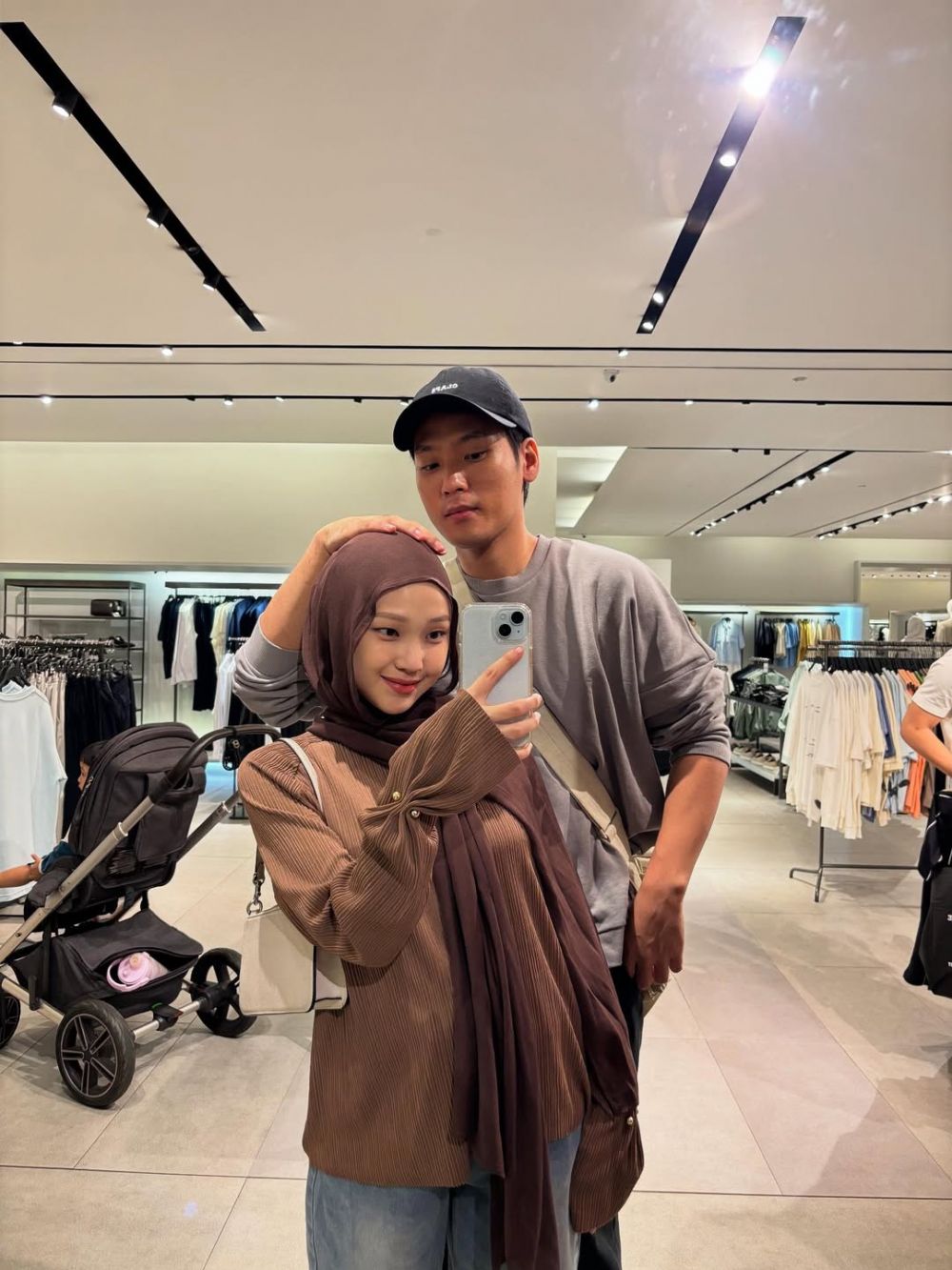 5 Kisah cinta Julia Prastini & Na Daehoon yang mualaf jelang nikah, kini diterpa rumor perselingkuhan