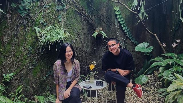 Garap proyek film bareng, 11 potret romantis Umay Shahab dan Inarah Syarafina ini bikin salfok