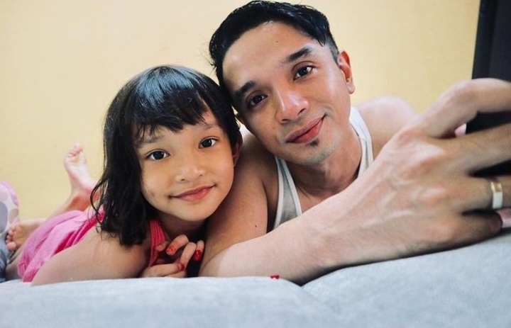 11 potret kompak 5 personel Ungu bareng anak, bukti tetap harmonis meski sibuk di dunia musik