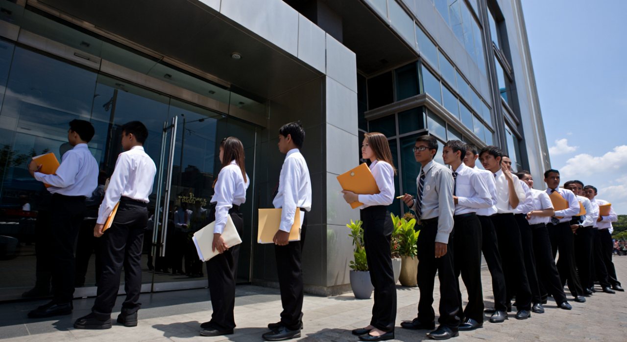 156 ribu pelamar berebut 26.181 lowongan magang bergaji UMP