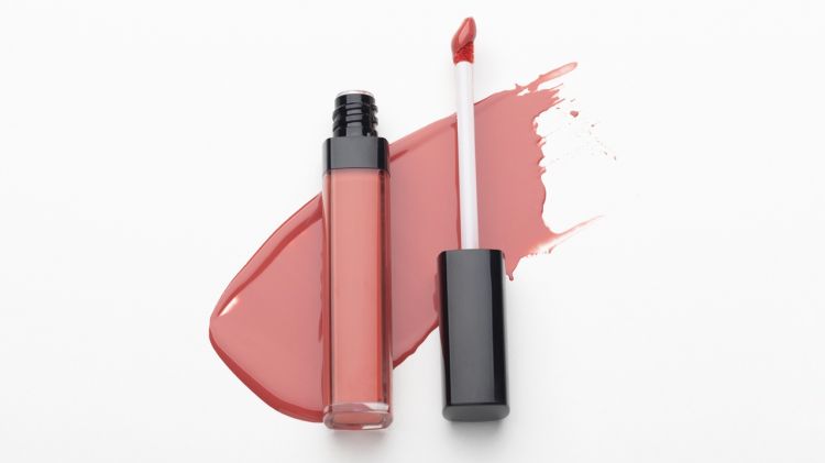 Hasilnya nggak bikin bibir kering, ini 11 rekomendasi lip cream lokal harga dari Rp30 ribu
