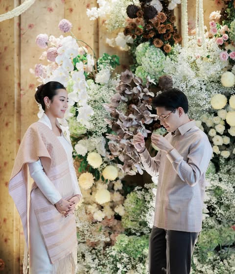 Akhirnya terungkap, ini 7 potret momen Teuku Rassya melamar Cleantha Islan di Jepang, romantis pol