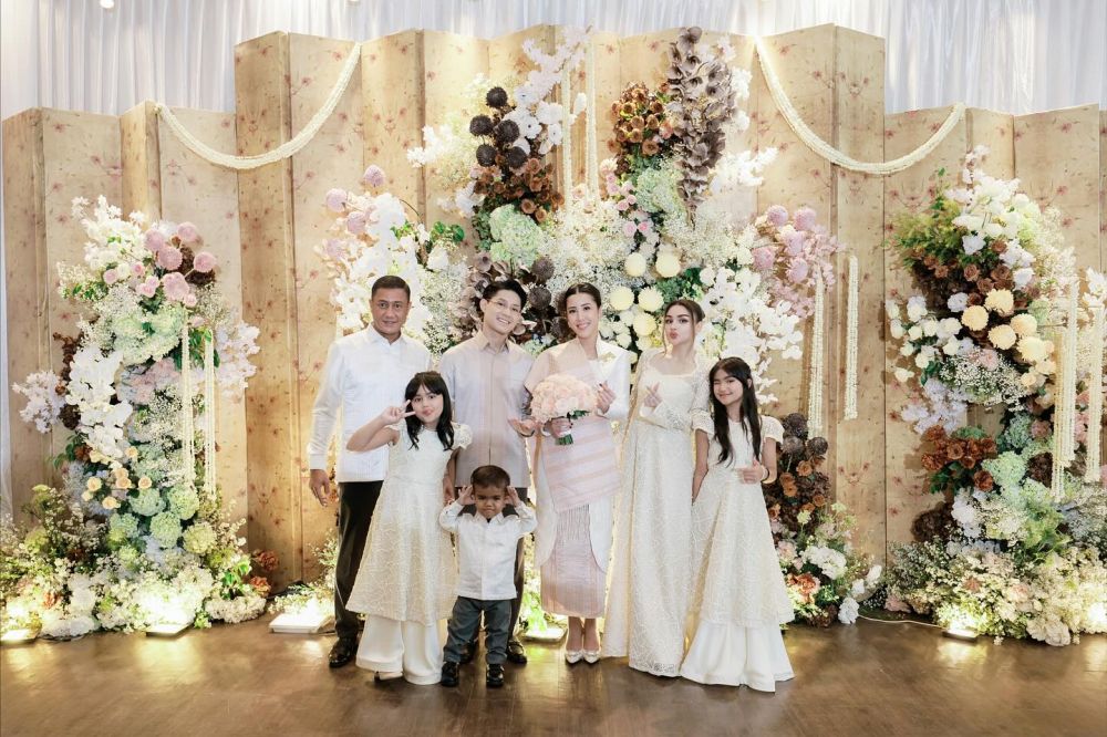 7 Potret Nurah Syahfirah di Lamaran Teuku Rassya, ibu sambung tapi bak seorang kakak