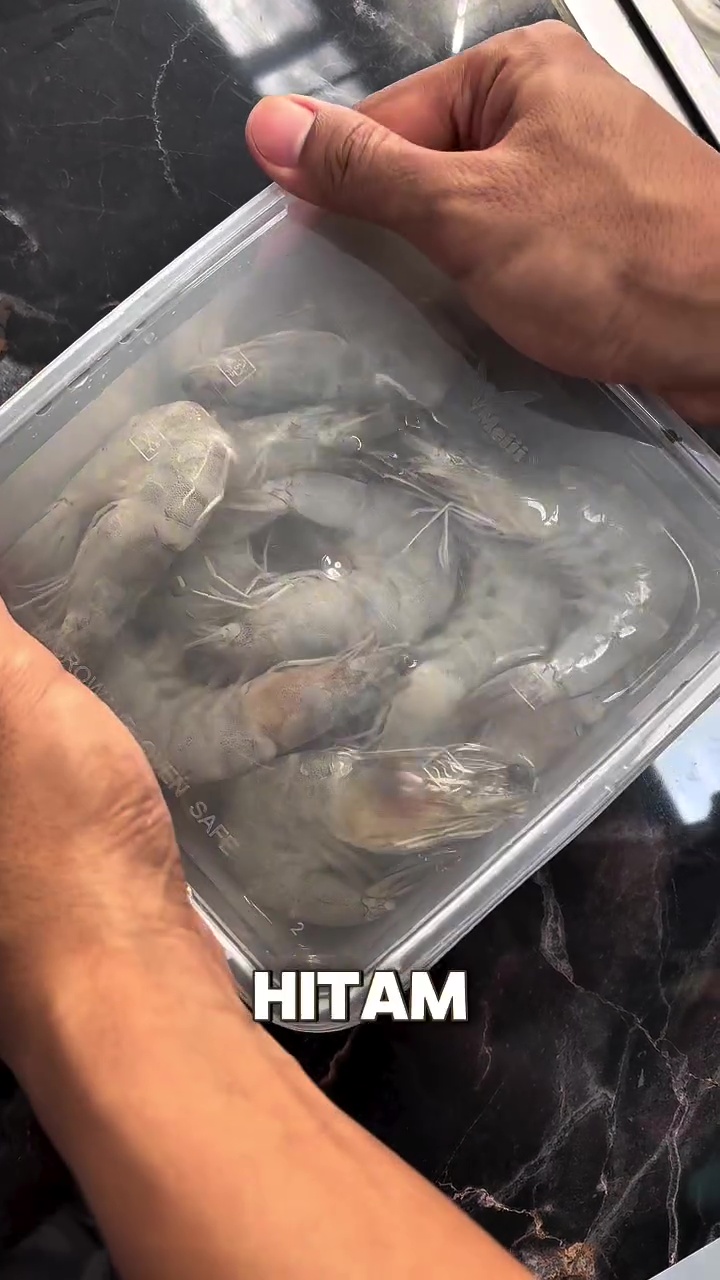 Wajib tahu! Ini cara baru menyimpan udang supaya tetap segar, antiamis, dan warnanya tak menghitam