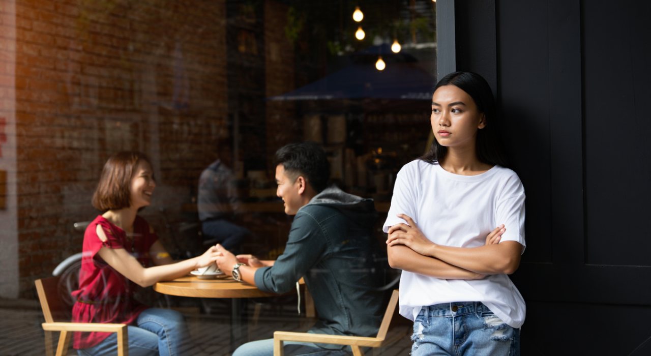 100 Kata-kata bijak berkelas usai diselingkuhi pasangan, tetap elegan meski tersakiti