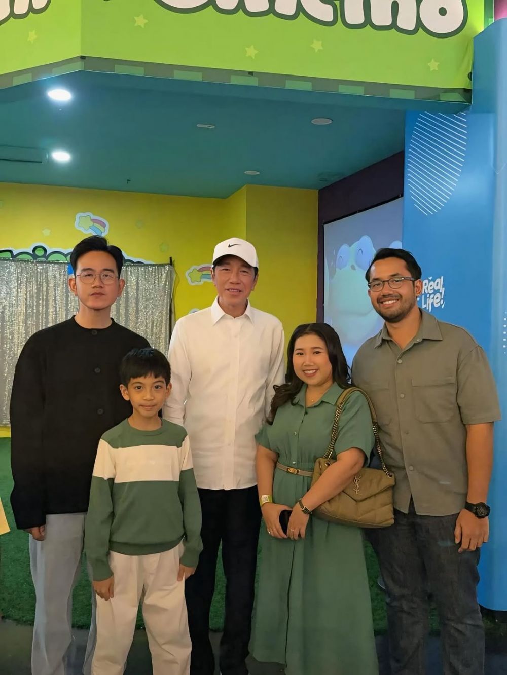 8 Potret pesta ulang tahun ke-1 Bebingah anak Kaesang dan Erina, digelar bertema Betawi