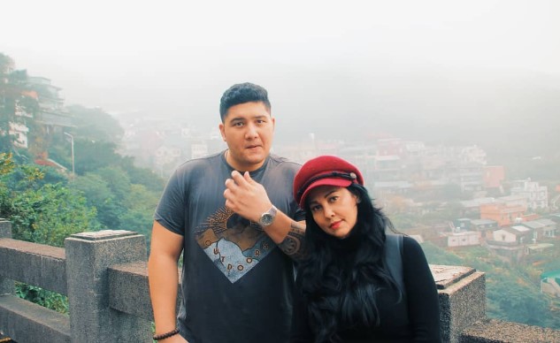 Kerap dikira sejoli karena usia 50 tahun tapi bak ABG, 9 potret kebersamaan 9 seleb bareng putranya