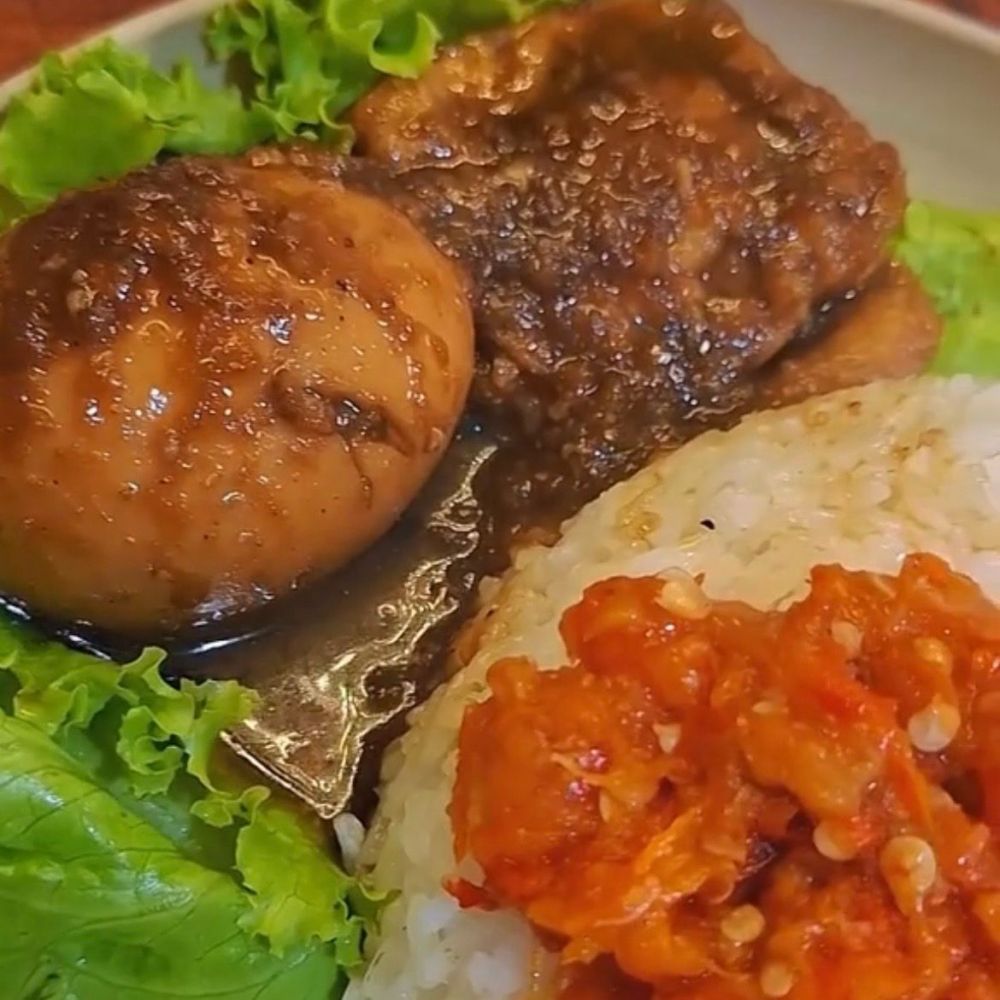 9 Resep semur telur dari yang manis, gurih, sampai pedas, cocok untuk menu praktis sehari-hari