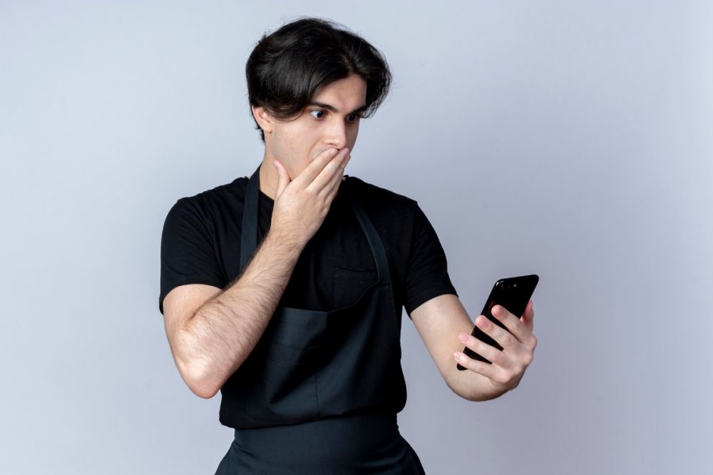 Dry text adalah: Kenali arti dan penyebab chat kamu terlihat ‘dingin’ saat ngobrol online