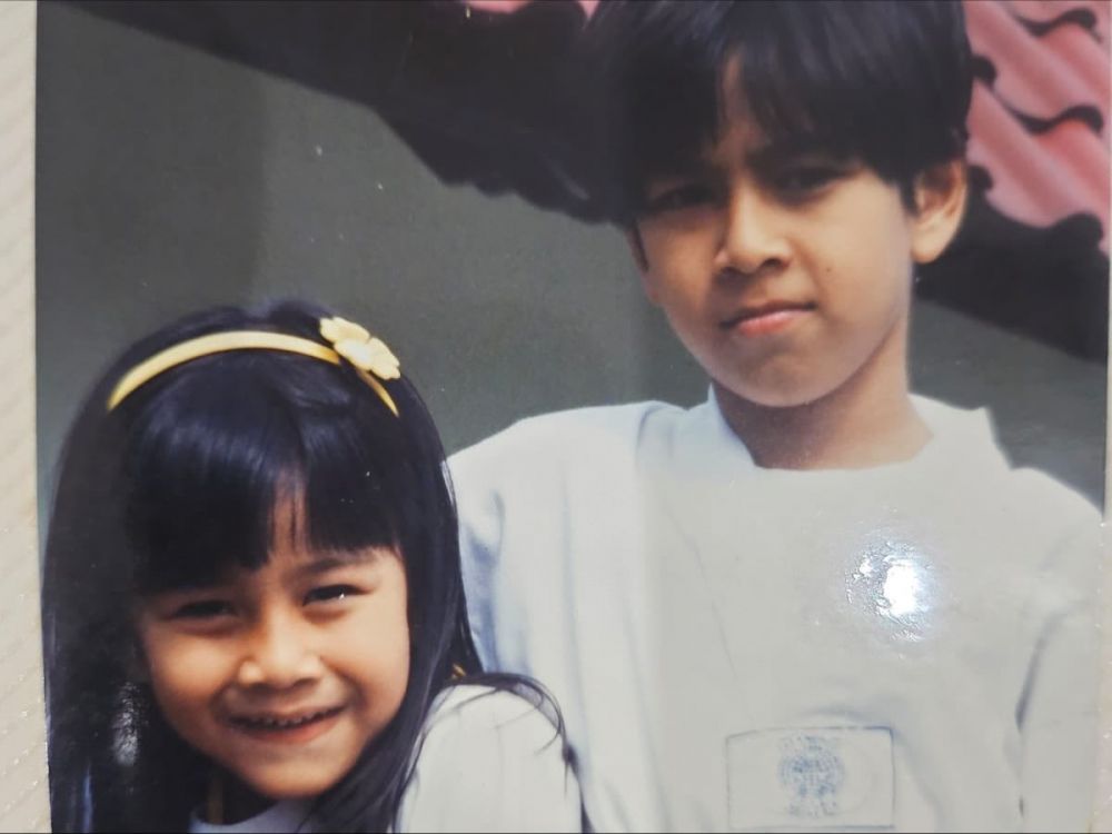 Bocah imut ini adik presenter top, gedenya jadi anggota DPRD, ini 9 potret transformasinya