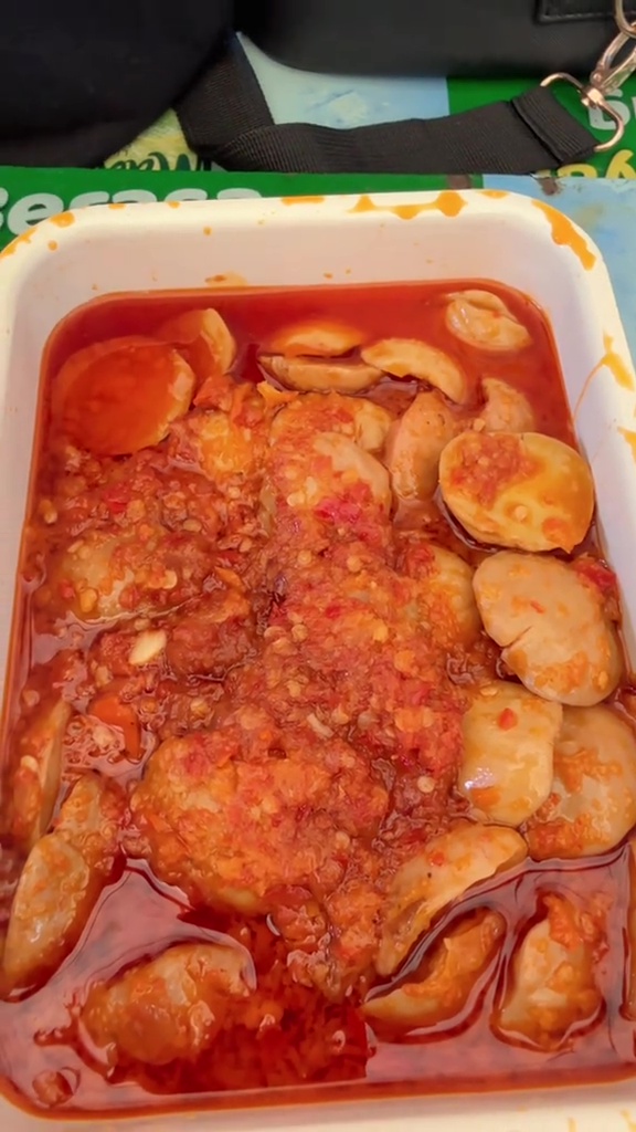 Momen manis Kenny Austin perlihatkan 'masakan bini gue' MBG ala Amanda Manopo, menunya bikin ngiler