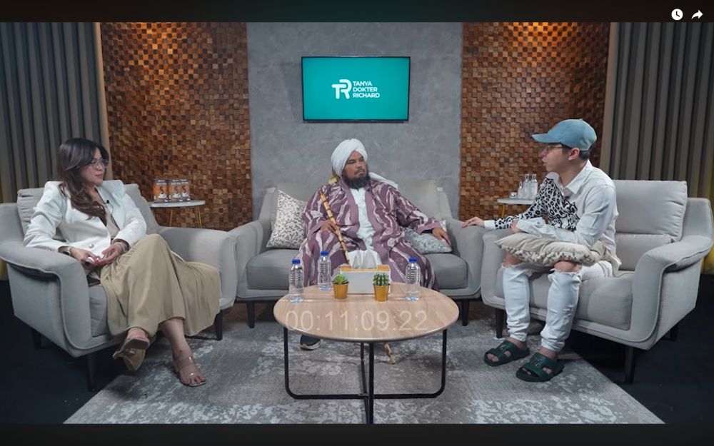 5 Kisah asmara Ammar Zoni & dokter Kamelia, berawal perjumpaan di penjara, rencana nikah Januari 2026