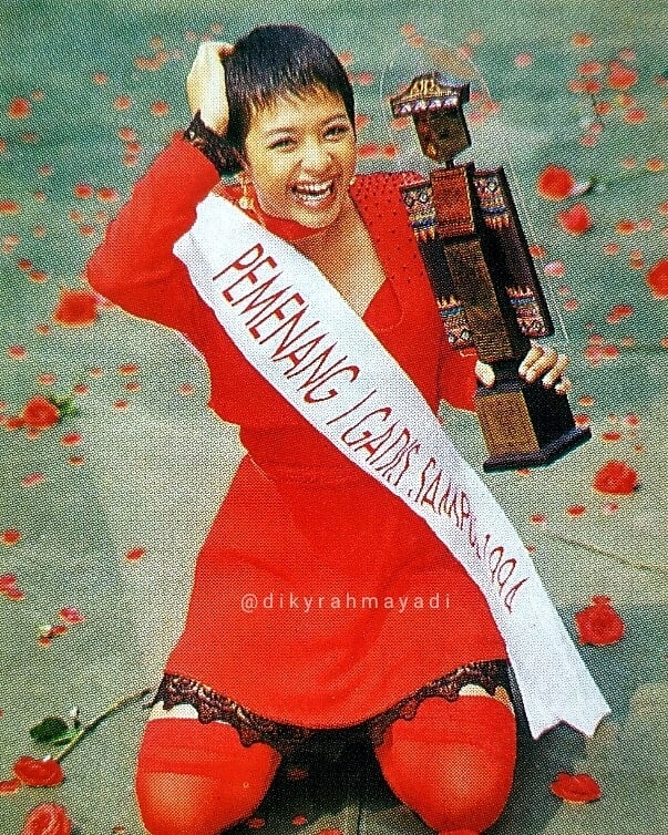Juara Gadis Sampul tahun 1994 ini kini jadi ibu Bhayangkari, intip 9 potret lawasnya