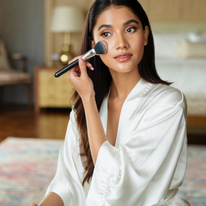 Dari foundation sampai setting spray, ini 15 rekomendasi produk makeup tahan lama harga terjangkau
