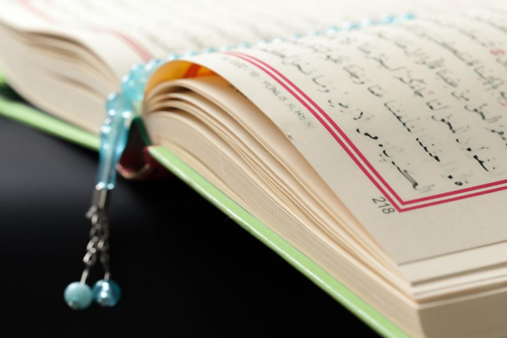 Ayat seribu dinar itu surat apa? Inti arti, makna, dan keutamaannya dalam kehidupan sehari-hari