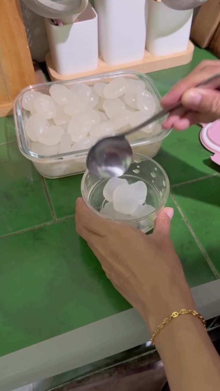 Jangan cuma direndam air beras, ini cara bikin kolang-kaling kesat dan tak bau asam agar awet disimpan