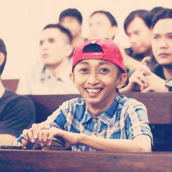 Pemeran si Ceking di Ronaldowati ini kini alih profesi sebagai DJ, intip 11 transformasinya