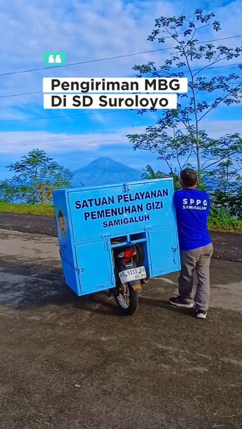Perjuangan sopir SPPG di Kulon Progo ini bikin haru, lewati jalan terjal dengan motor demi antar MBG