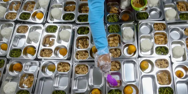 Demi cegah keracunan, BGN: Masak MBG harus pakai air galon, tak bisa ditawar