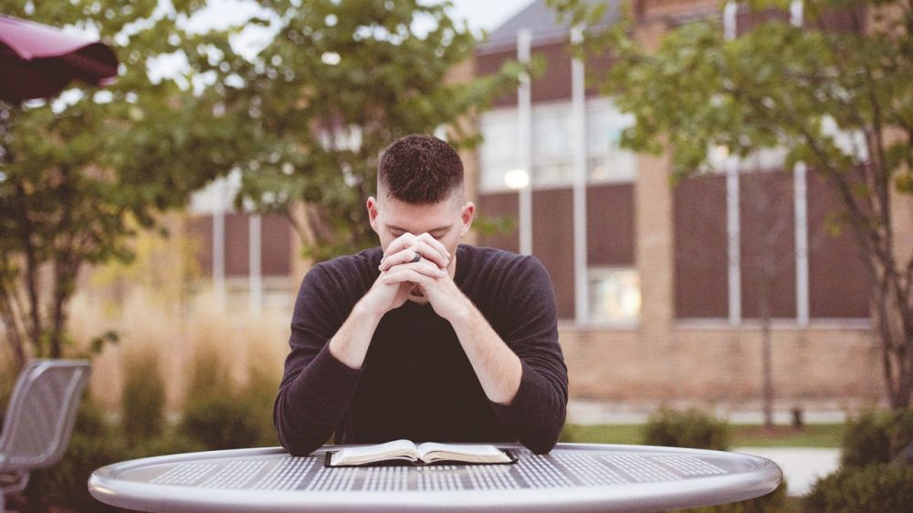 100 Kata-kata bijak motivasi perjuangan mencari jodoh, percaya akan takdir Tuhan