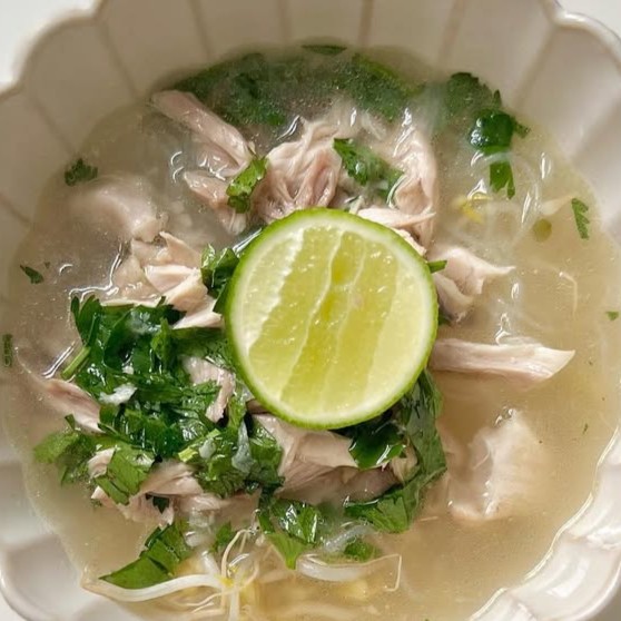 9 Resep soto bening gurih dan segar, cocok untuk menu harian yang menghangatkan