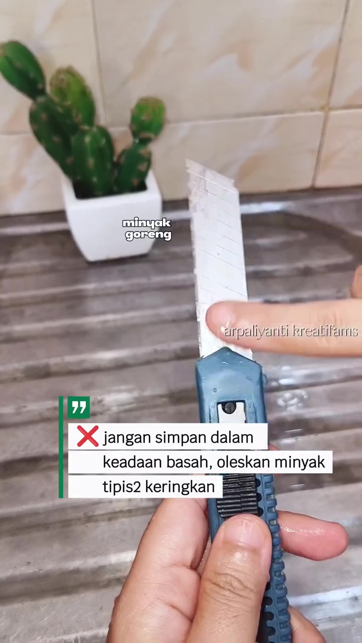 Punya cutter gampang karatan? Jangan cuma rutin dibersihkan! Atasi dengan cara ini biar selalu tajam