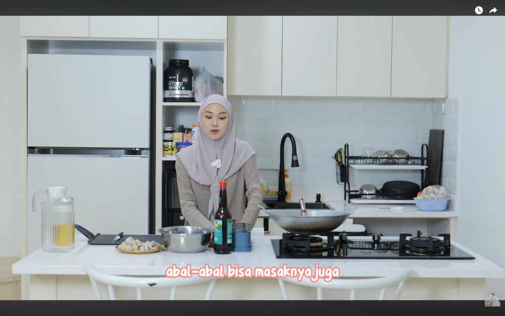 Beli hunian 3 tahun lalu, ini 9 potret rumah Na Daehoon, dapurnya minimalis tapi estetik buat ngonten