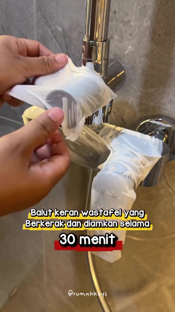Tak perlu susah payah digosok, ini cara baru basmi bercak air di keran cuma pakai 1 bahan dapur