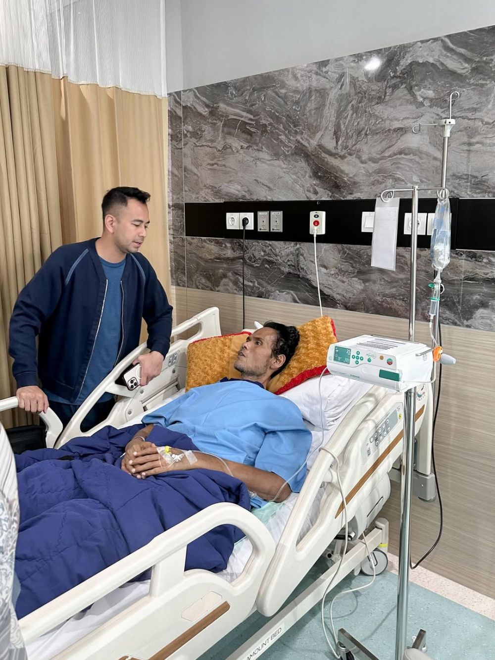 Raffi Ahmad tanggung biaya pengobatan dan rumah sakit, ini 9 potret Fahmi BO dirawat kamar VIP