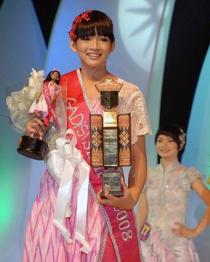 Juara Gadis Sampul ini ternyata pemenang ajang Puteri Indonesia, intip 9 potret lawasnya saat remaja