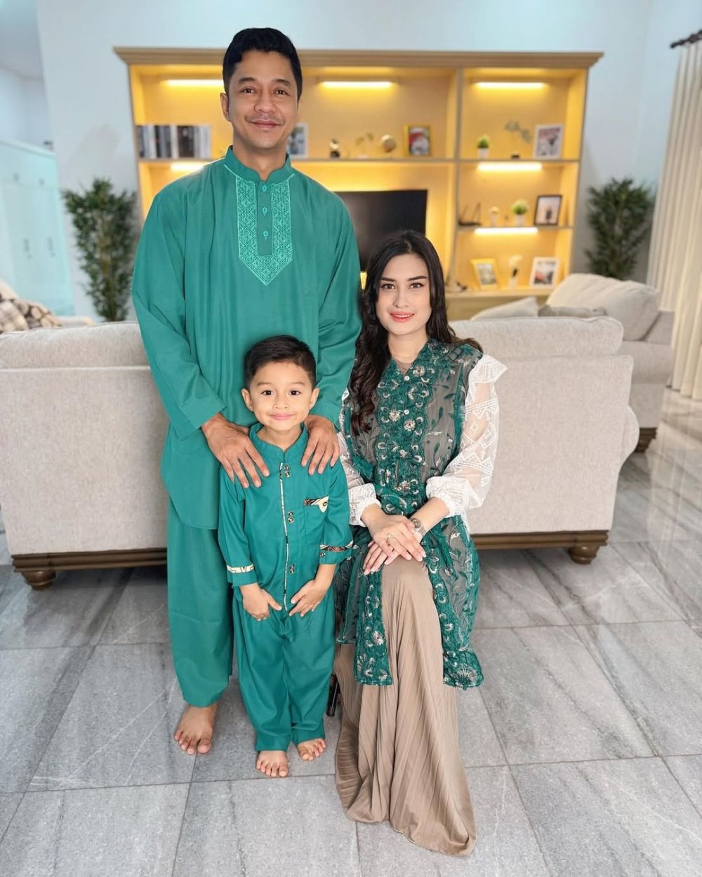 9 Potret rumah Adly Fairuz dan Angbeen Rish, hunian baru belum setahun ditempati kini putuskan pisah