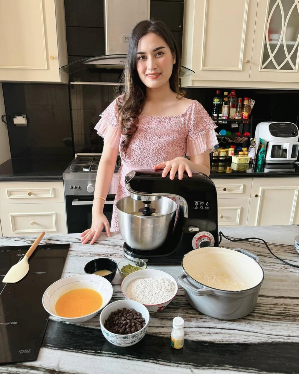 9 Potret rumah Adly Fairuz dan Angbeen Rish, hunian baru belum setahun ditempati kini putuskan pisah