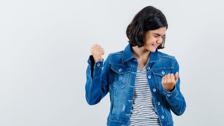 100 Kata-kata motivasi bijak tentang uang dan waktu, penuh makna mendalam