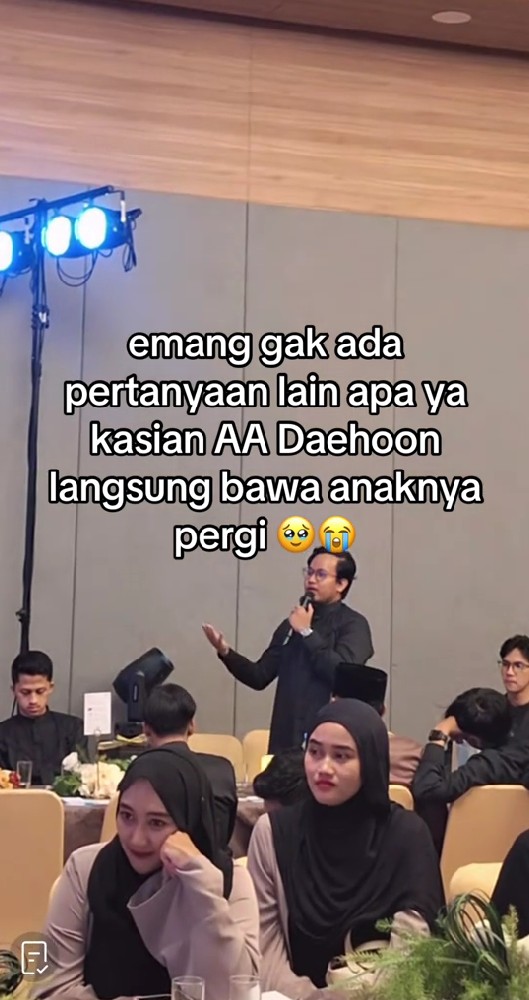 9 Potret Na Daehoon ikut kajian bareng tiga anak, sempat 'walkout' ketika disindir soal perceraiannya