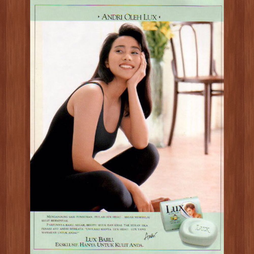 Potret lawas 9 seleb jadi model sabun Lux 90-an, pesona Ida Yulidina istri Menkeu Purbaya manglingi