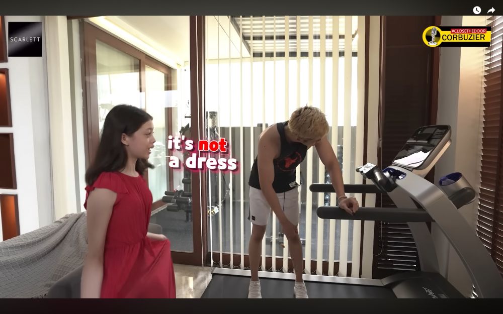 9 Potret tampilan rumah pribadi Deddy Corbuzier yang cozy bak villa, ada ruang khusus fitness